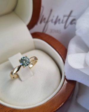 anillo_elegancia_clasica_joyasinfinita